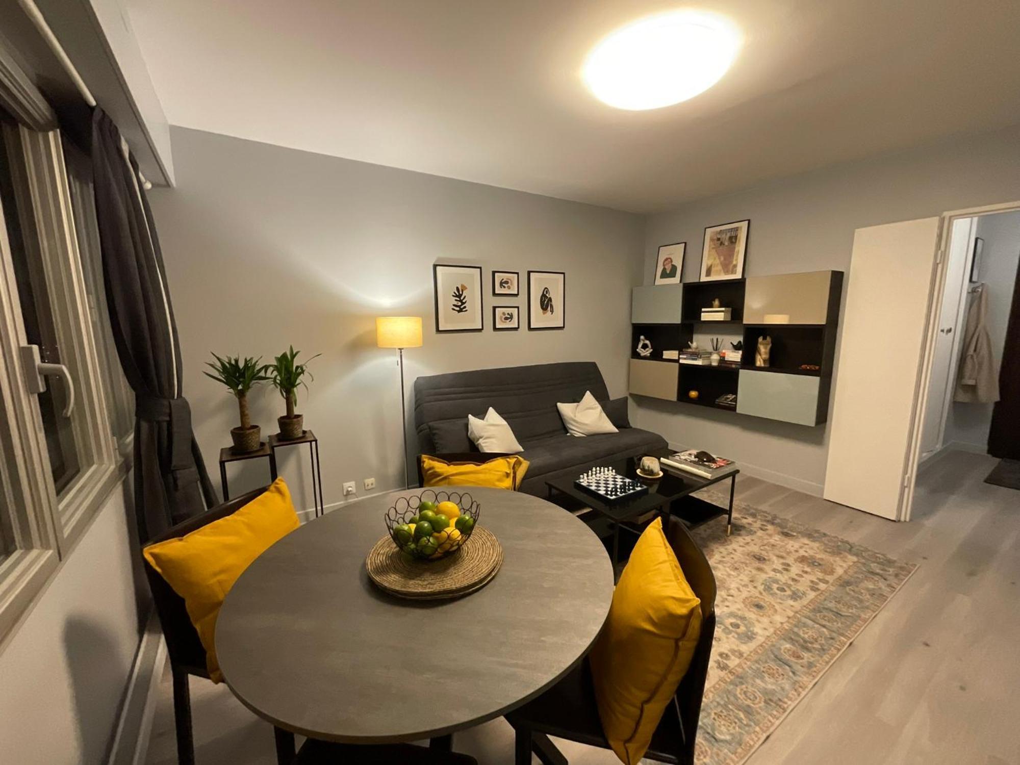 Chic Parisian Sacre Coeur Views Appartement *