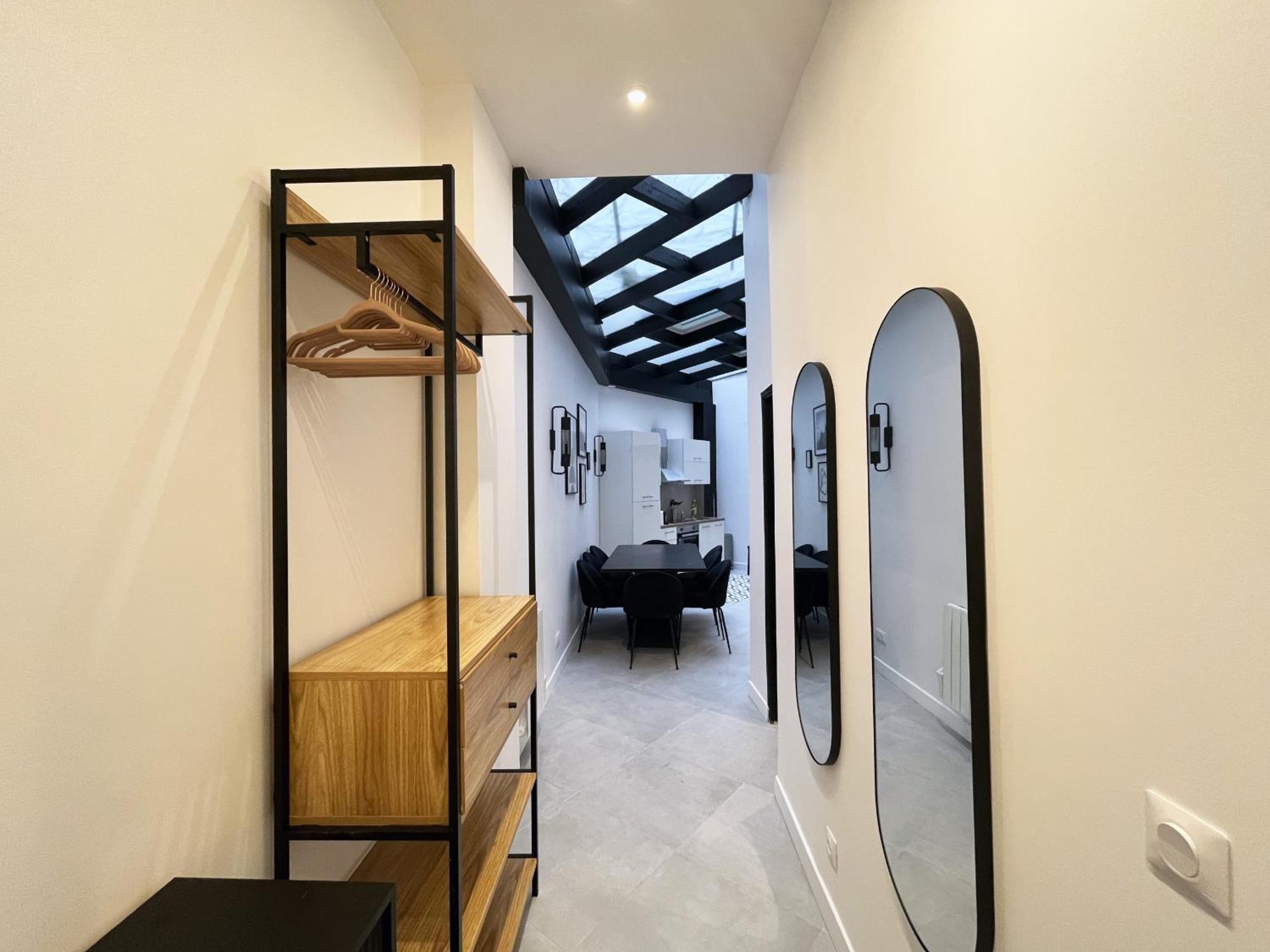 Apartment 08 Design Flat Republique