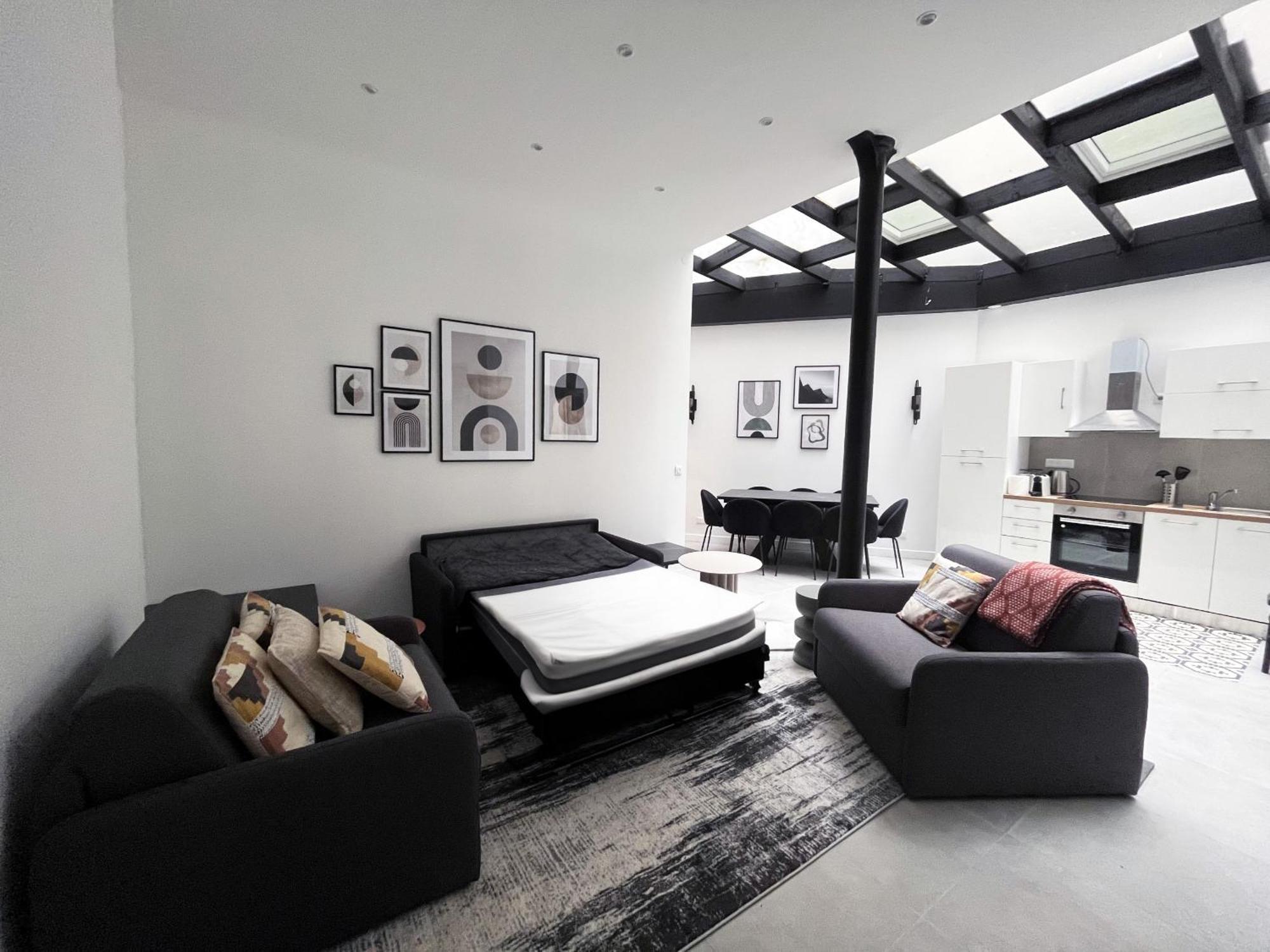 Apartment 08 Design Flat Republique Paris