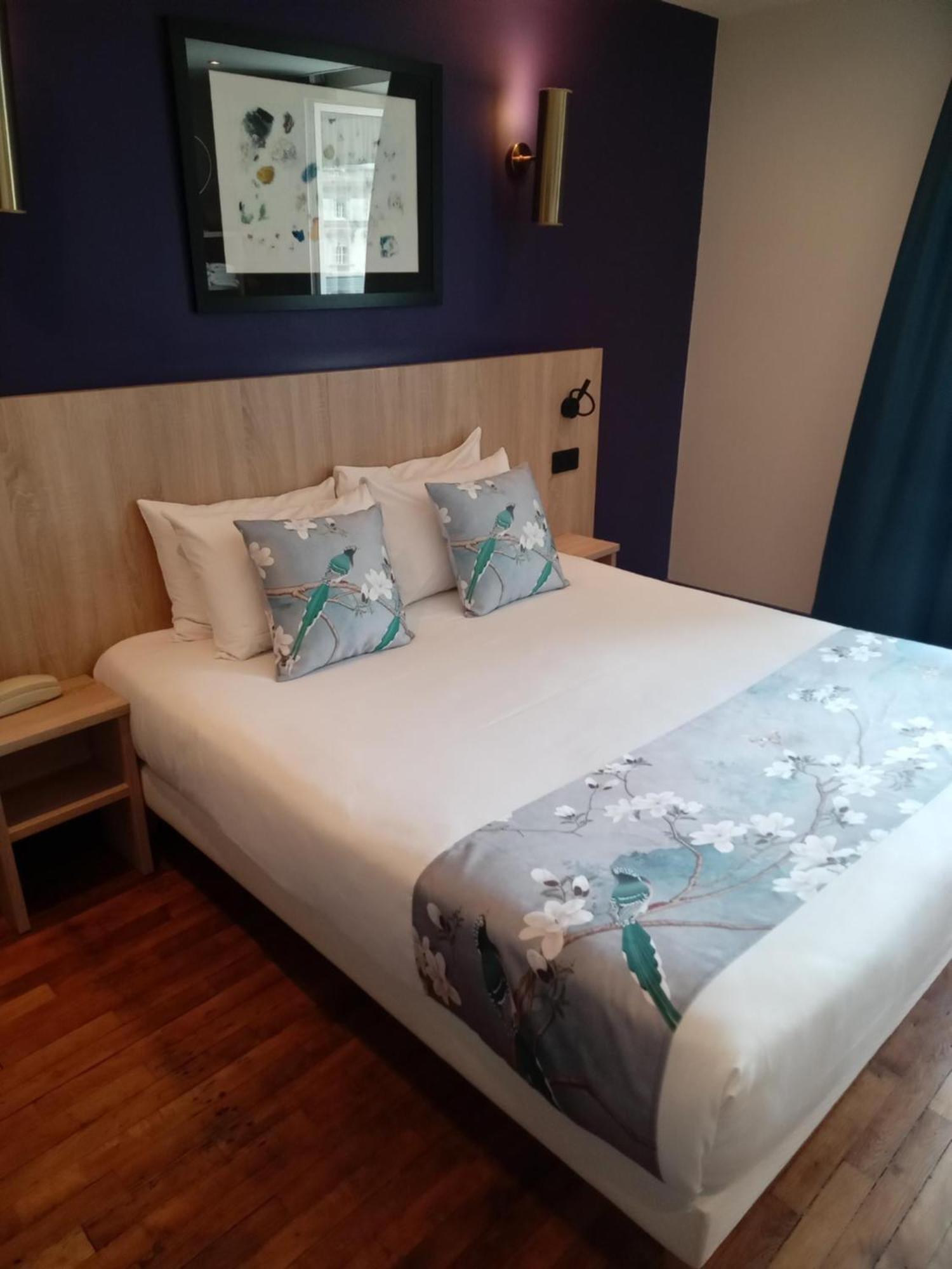 Modern Est Hotel 2*