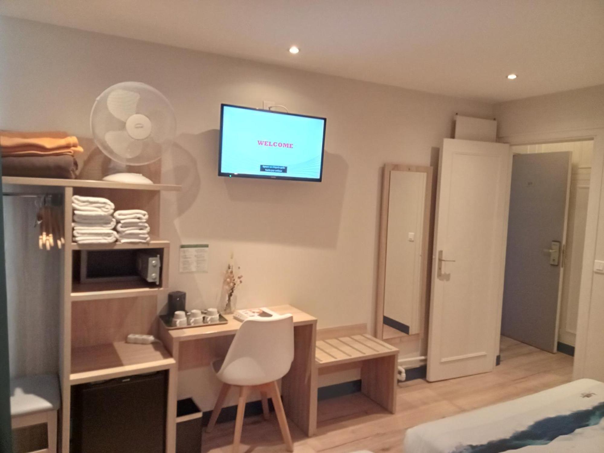 Hotel Modern Est 2*