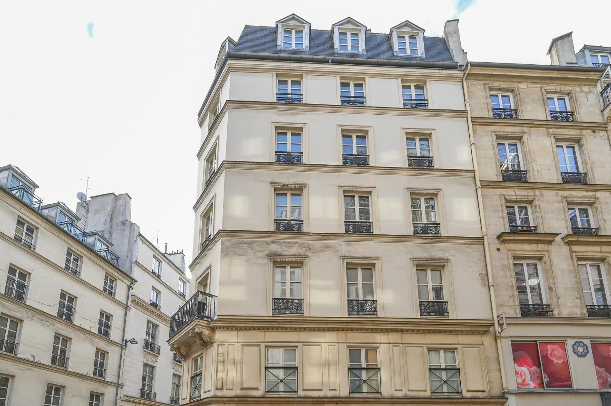 French Typical Apartment *