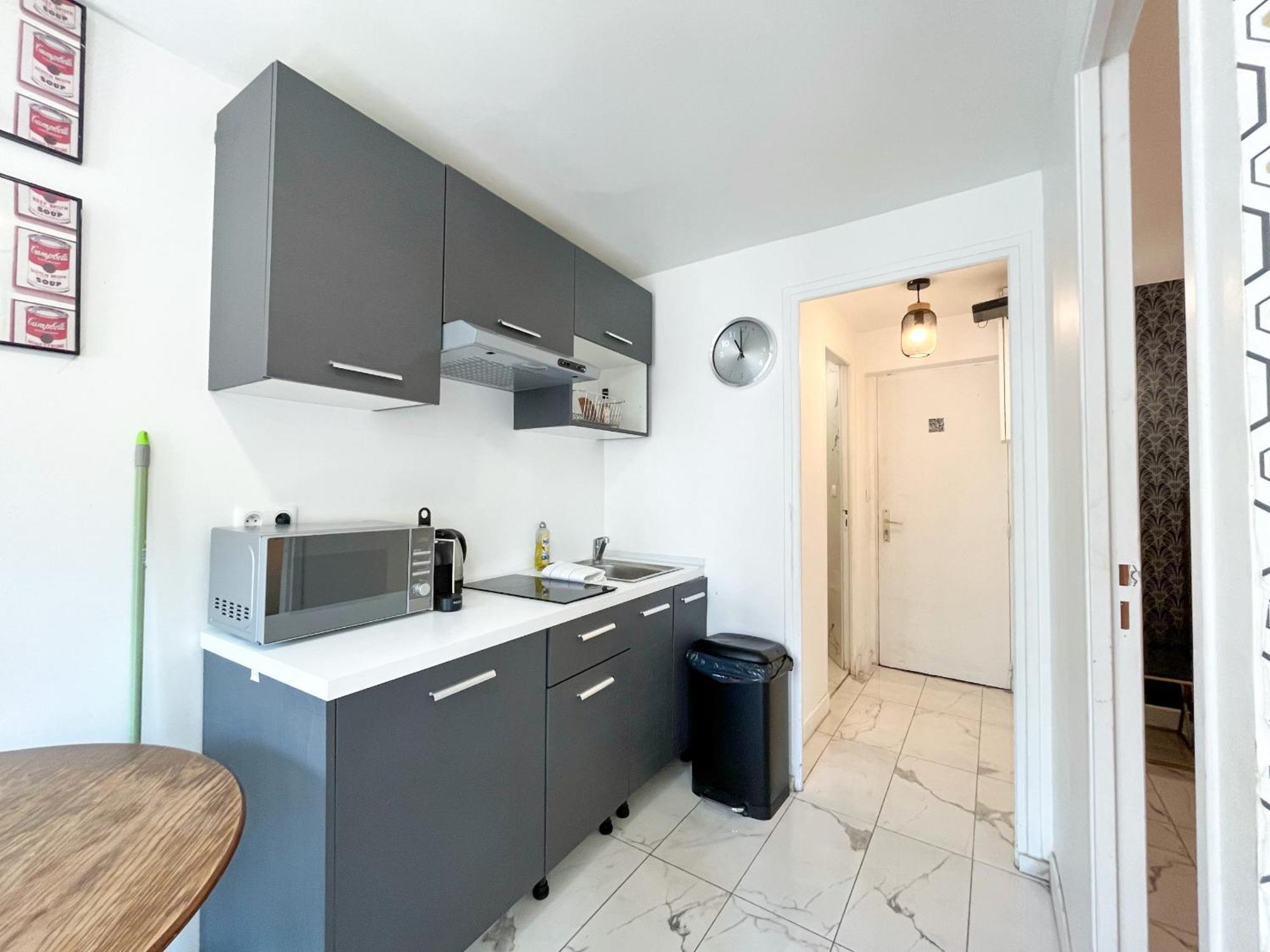 143 - Urban Charming Flat In Center Of