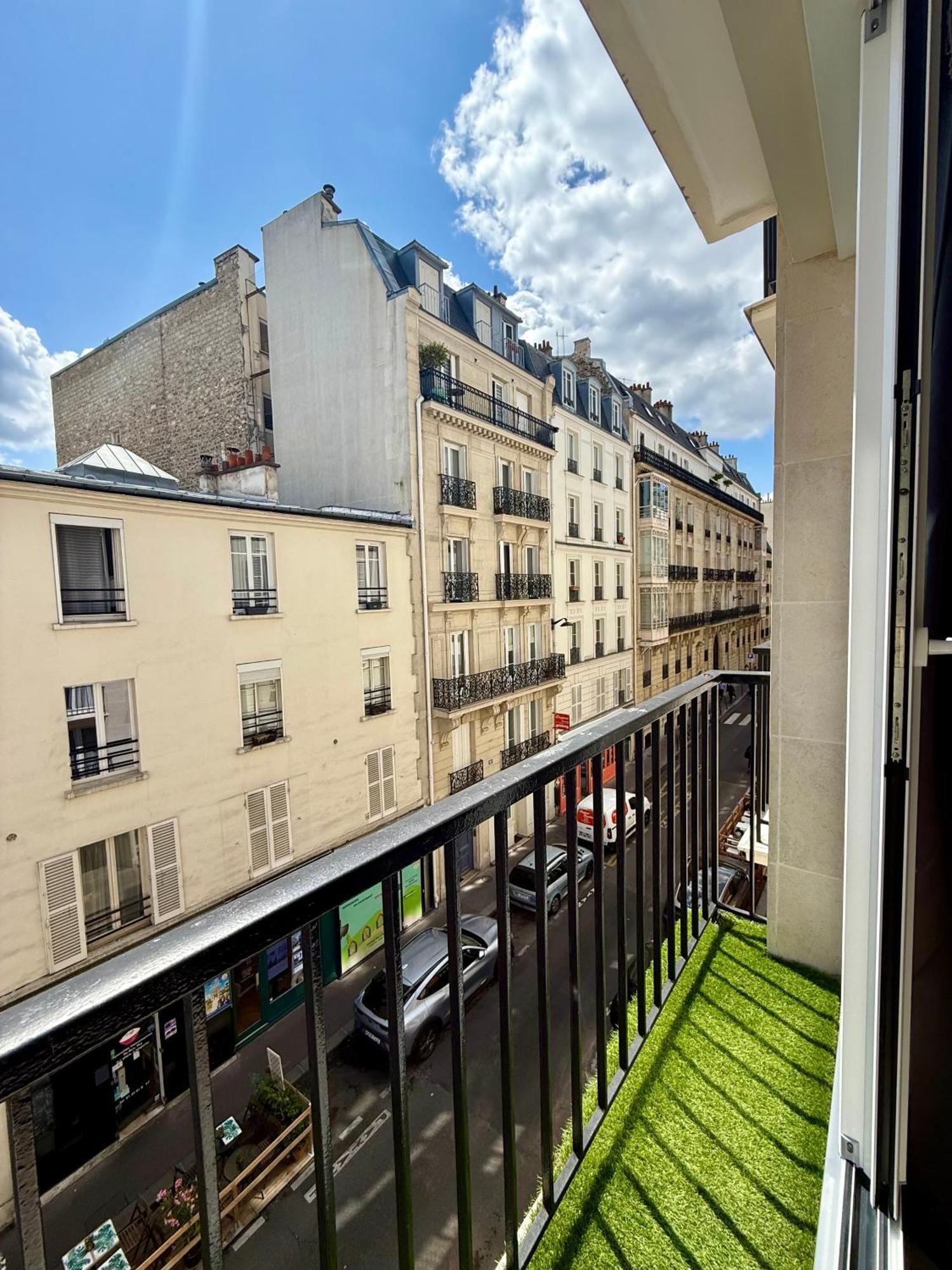 Like Arc De Triomphe, Champs Elysees, Tour Eiffel Apartment *