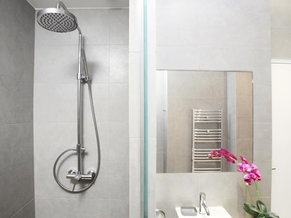 Apartment Livinparis - Luxury 3 Bedrooms Le Louvre I