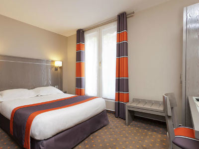 Hotel Beaugrenelle St-charles Tour Eiffel 3*