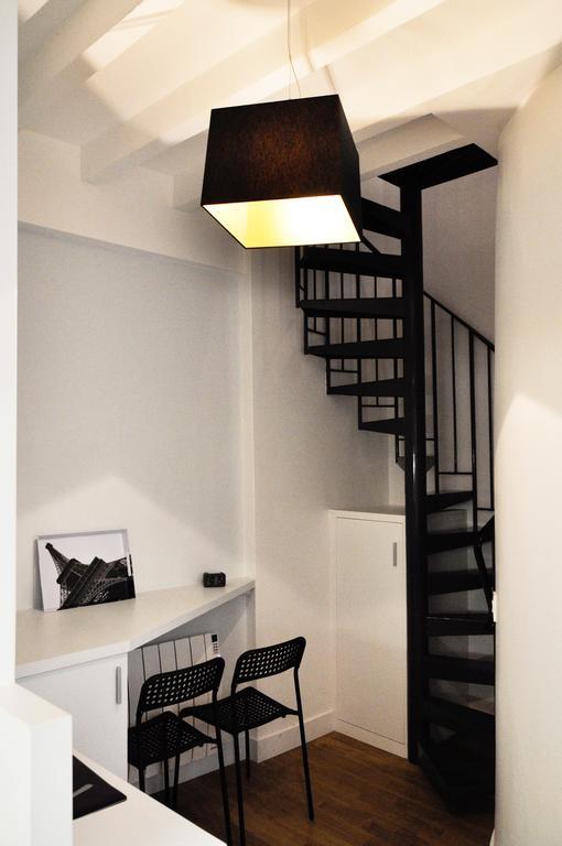 Duplex De Charme Au Coeur De Montmartre Paris