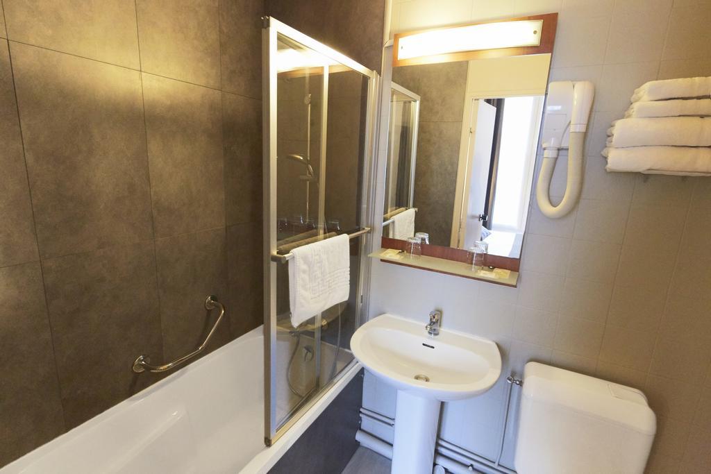 Hotel Hôtel Paris Villette Paris