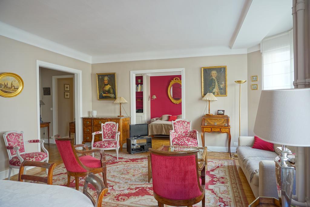 Rue Copernic - 16 Apartment Paris