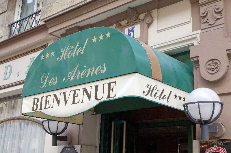 Des Arenes 3*