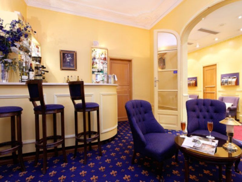 Queen Mary 4* Paris