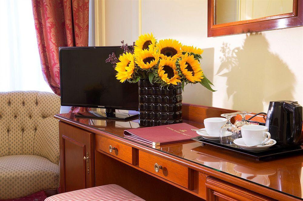 Queen Mary Hotel