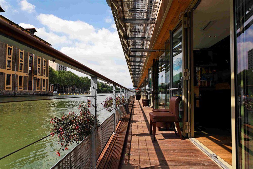 St Christopher's - Canal Hostel Paris