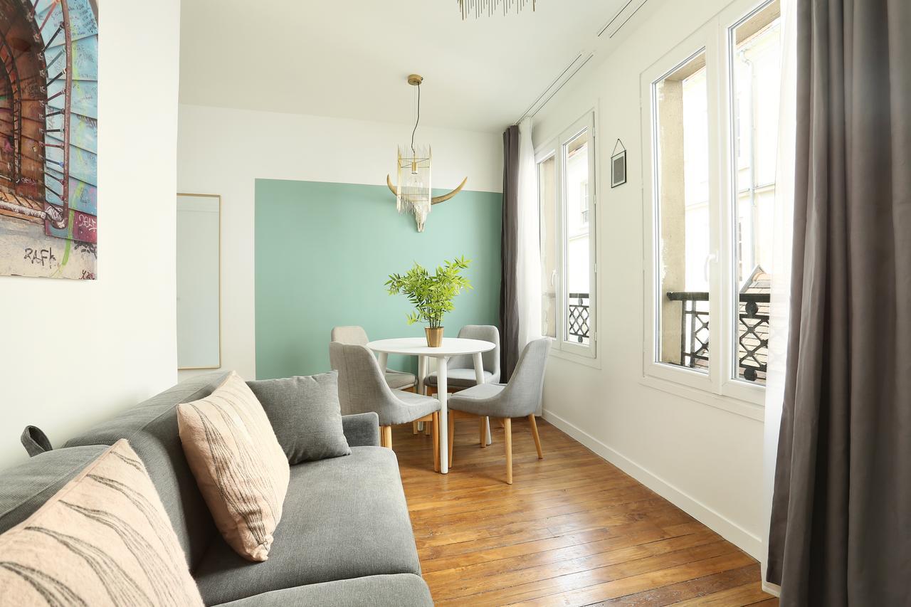 Rent A - Meslay Apartment Paris