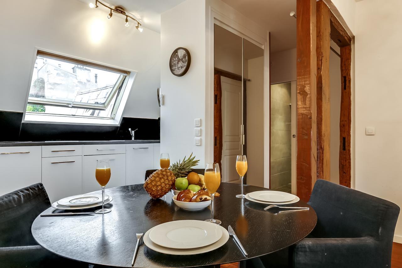 Private Apartment - Rue Cler - Eiffel Tower View Appartement