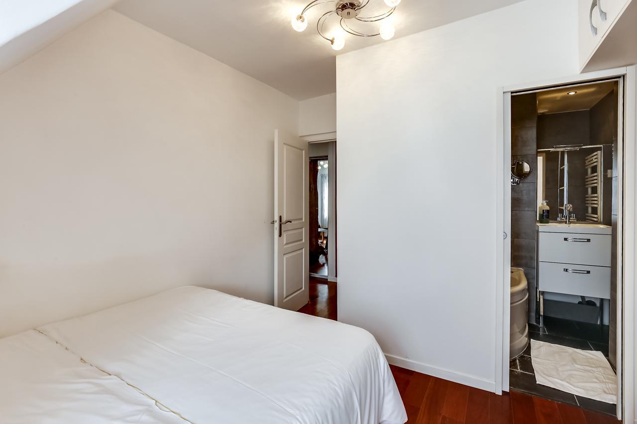 Appartement Private Apartment - Rue Cler - Eiffel Tower View Paris