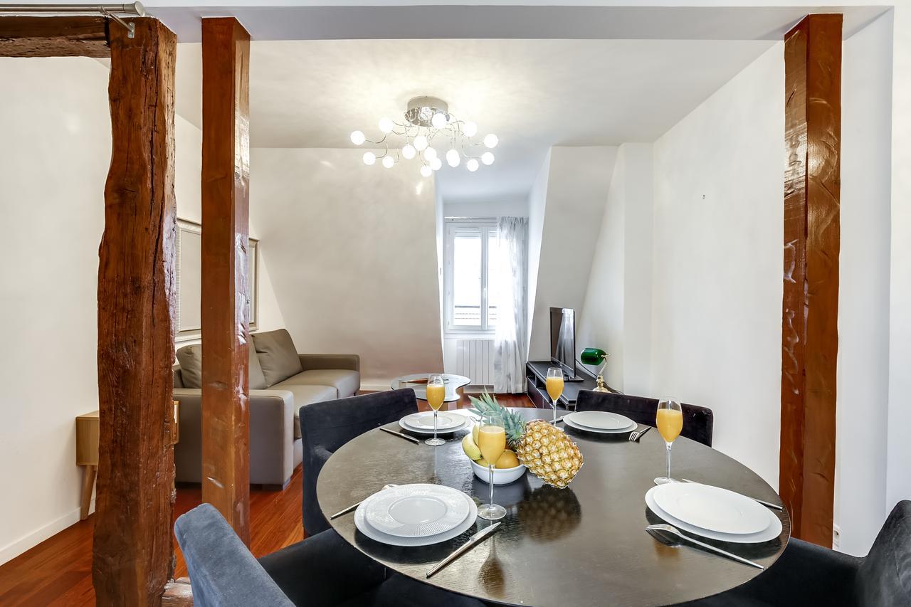 Appartement Private Apartment - Rue Cler - Eiffel Tower View Paris