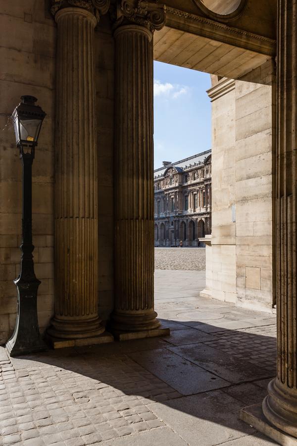 Veeve - Steps From The Louvre