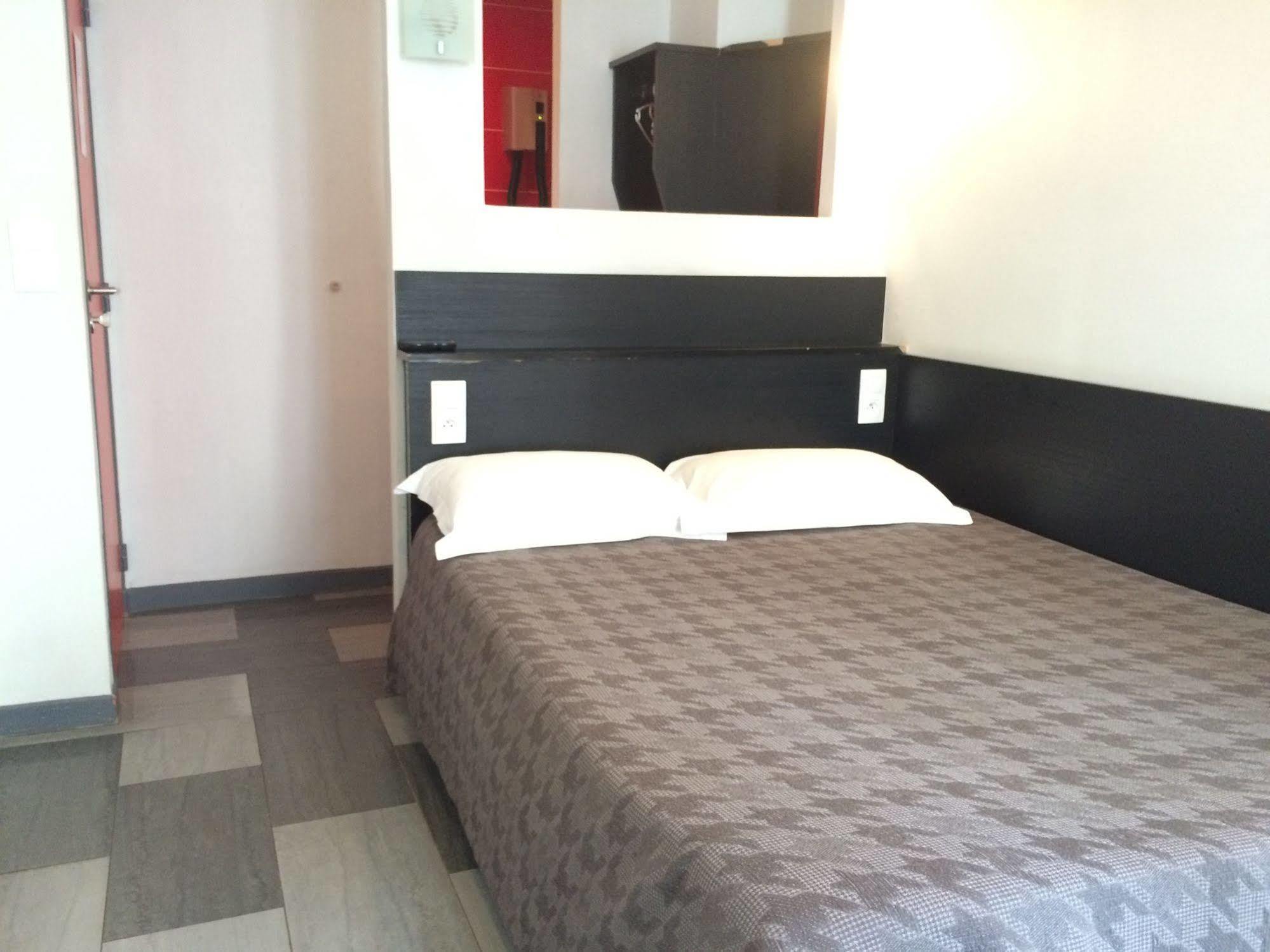 Hotel Mimosa *