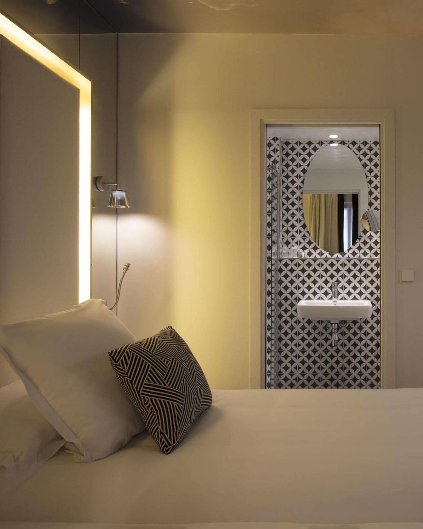 Hotel Nouvel Eiffel Paris