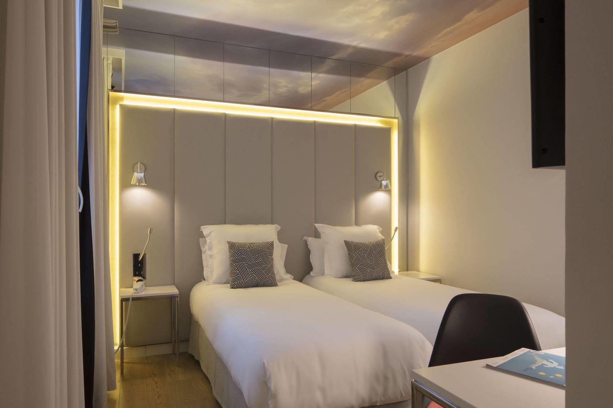 Hotel Nouvel Eiffel 3*