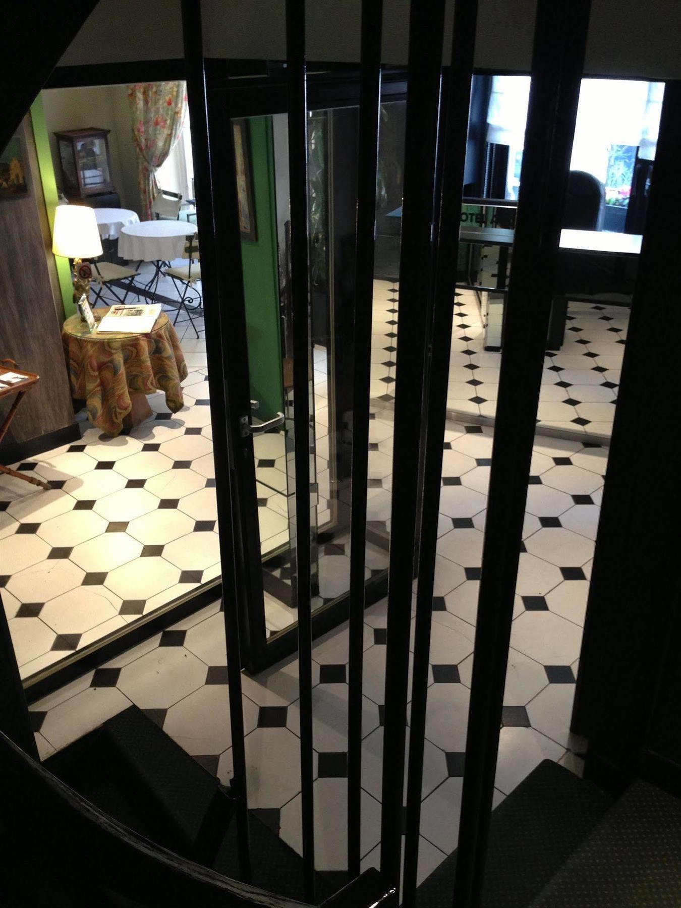 Agora 2* Paris
