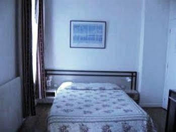 Hipotel Belgrand Mairie Du 20eme Hotel Paris