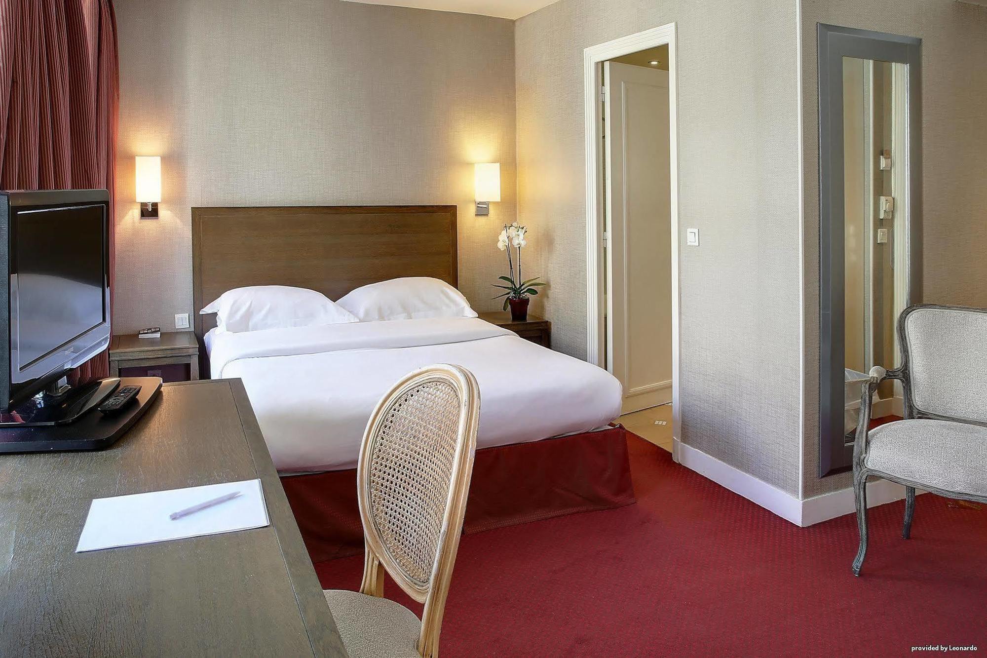 Louvre Piemont Hotel