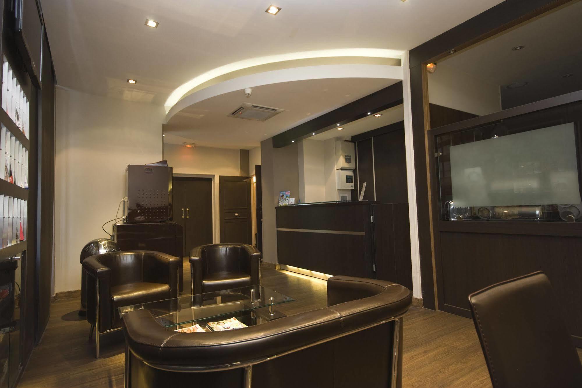 Hotel Victor Masse Paris