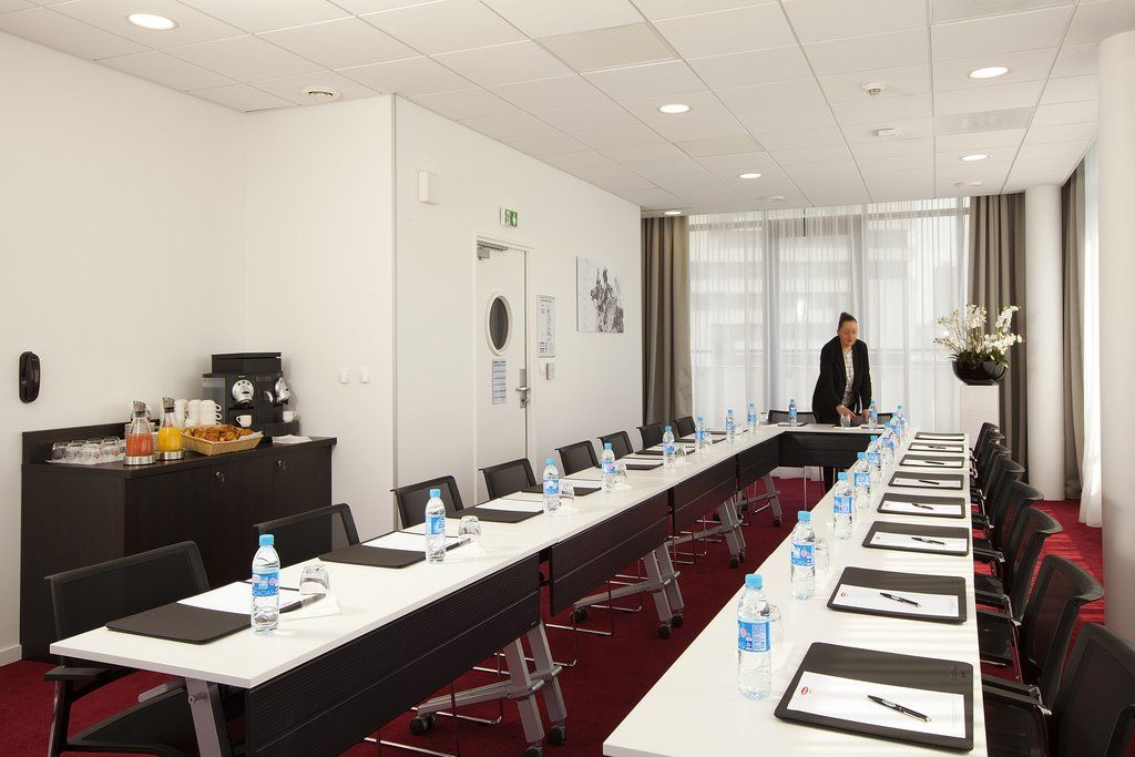 Résidhome Rosa Parks Appart hôtel 3*
