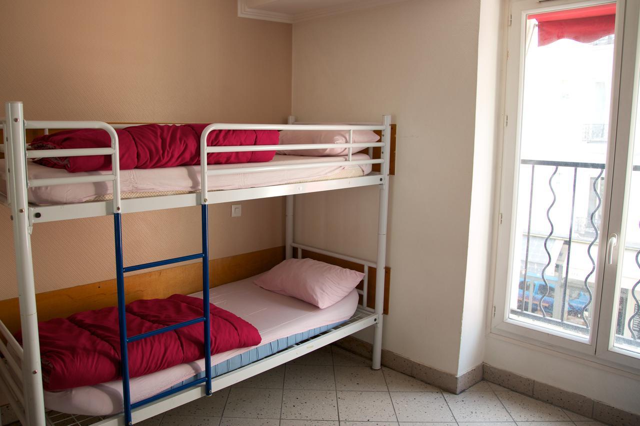Bastille Hostel *