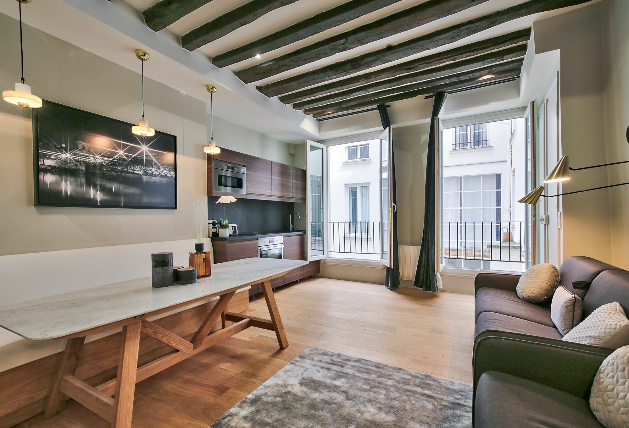 70 - Authentic Parisian Flat Appartement