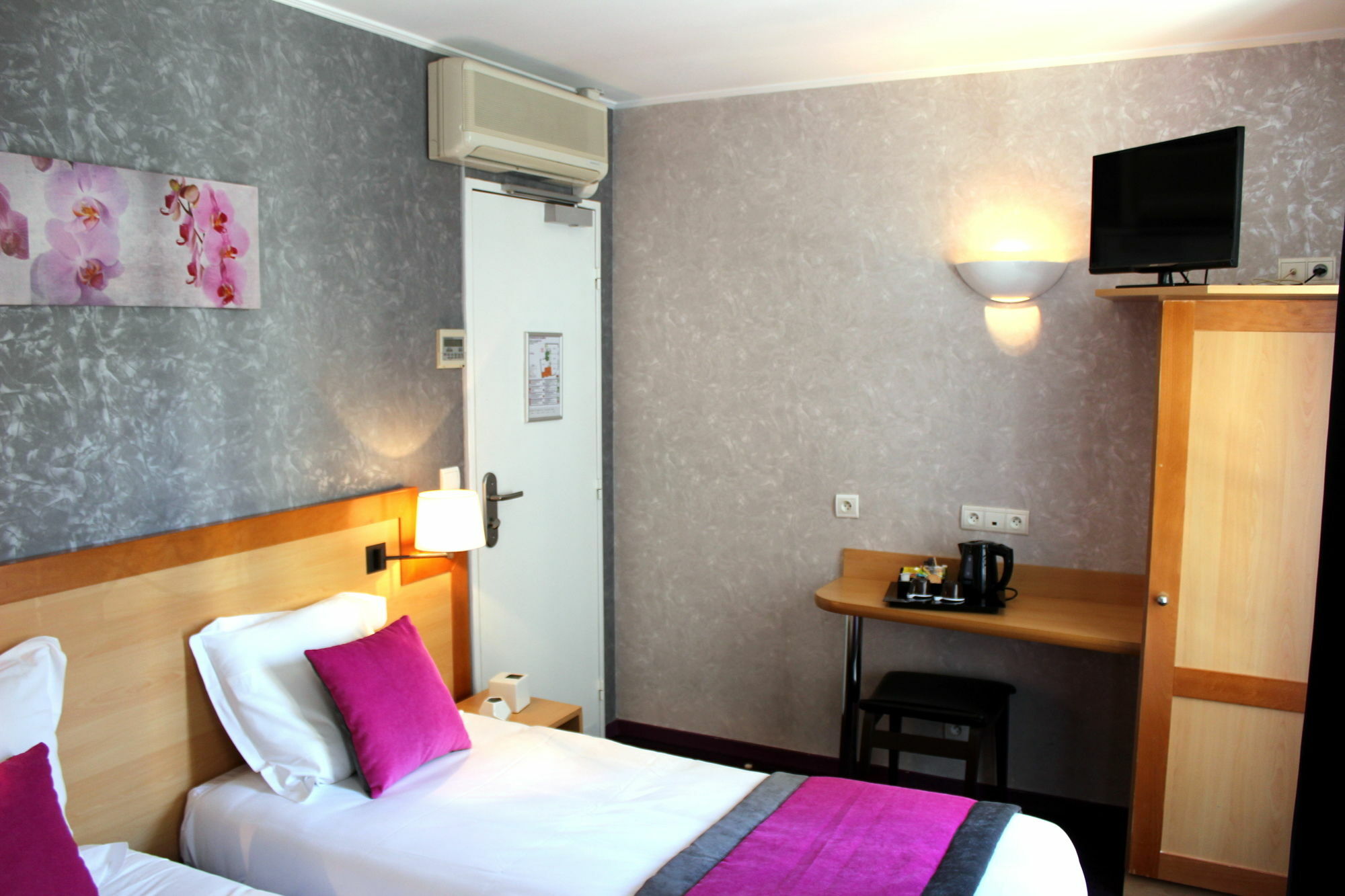 Du Chemin Hotel Paris
