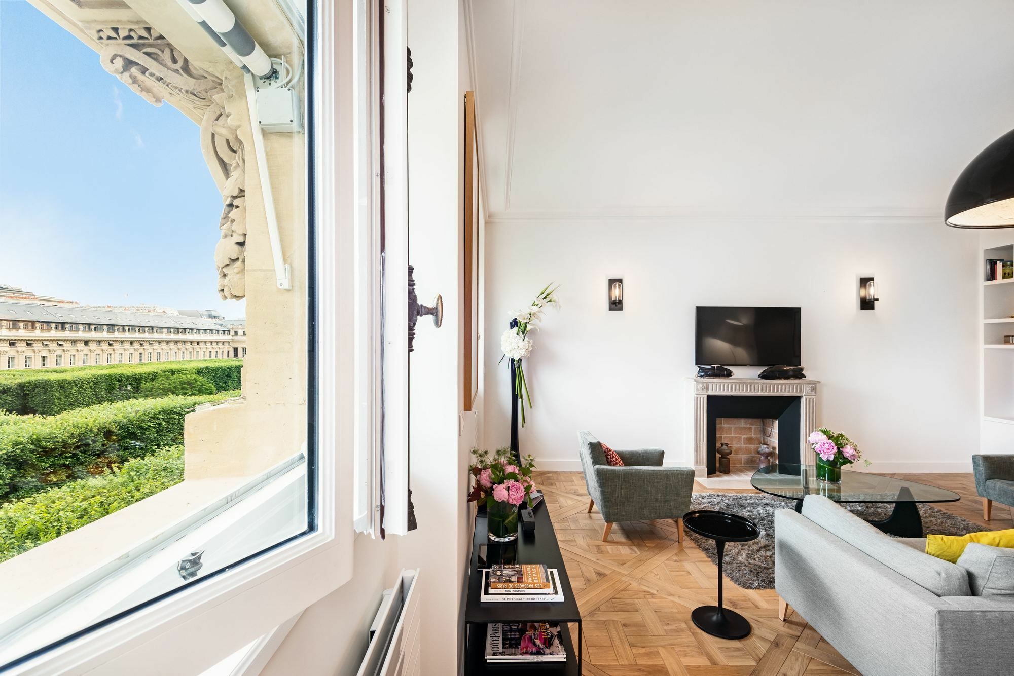 Palais Nouveau - Two Bedroom Paris