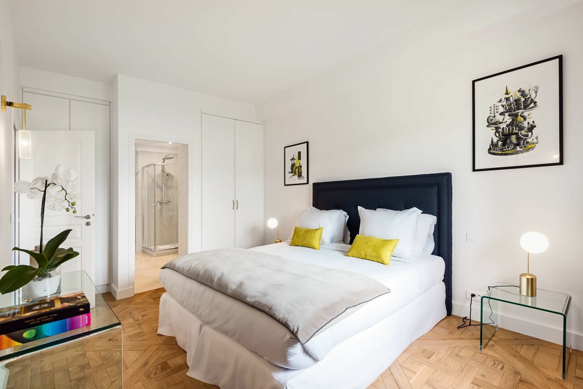 Palais Nouveau - Two Bedroom Apartment *