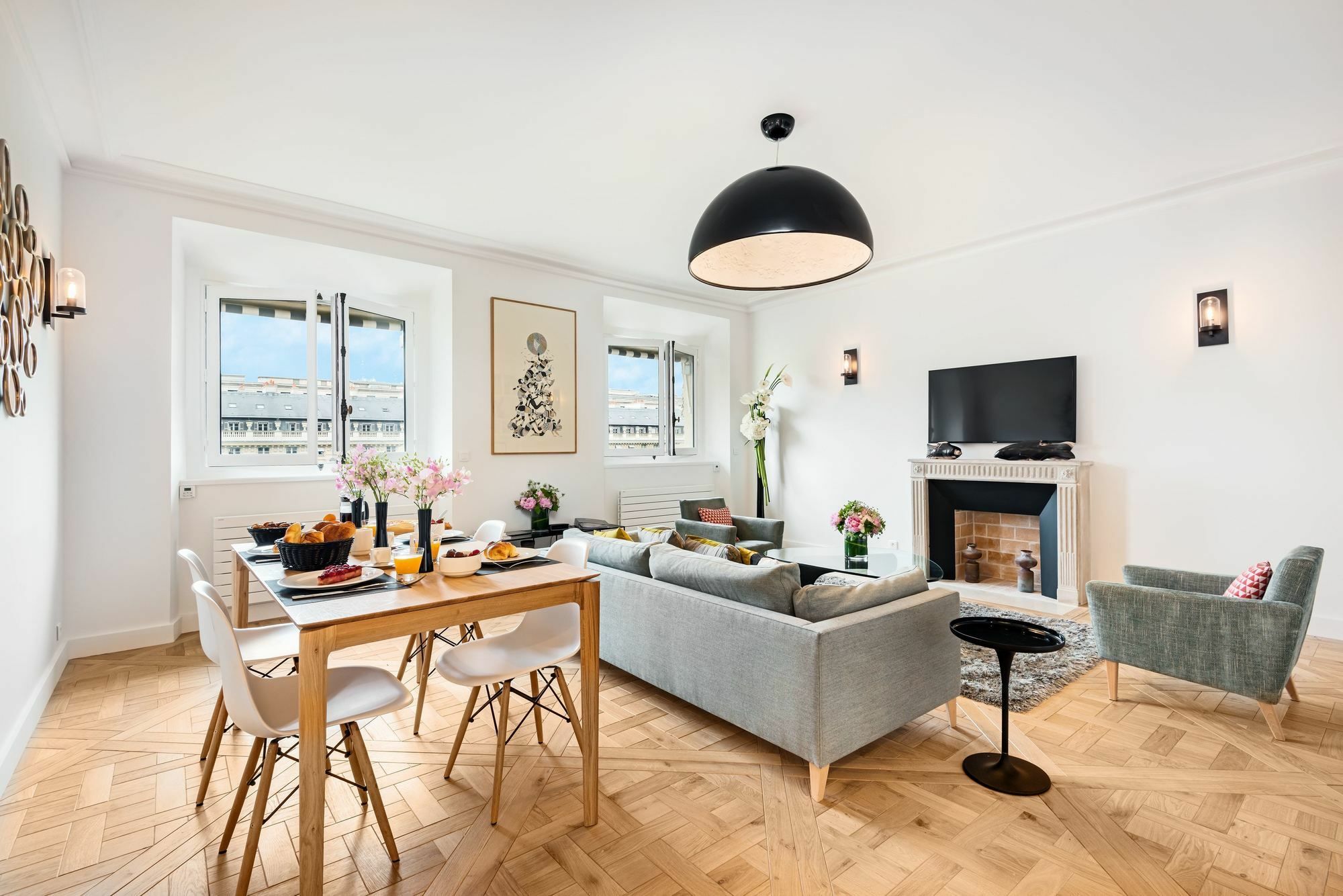 Apartment Palais Nouveau - Two Bedroom Paris