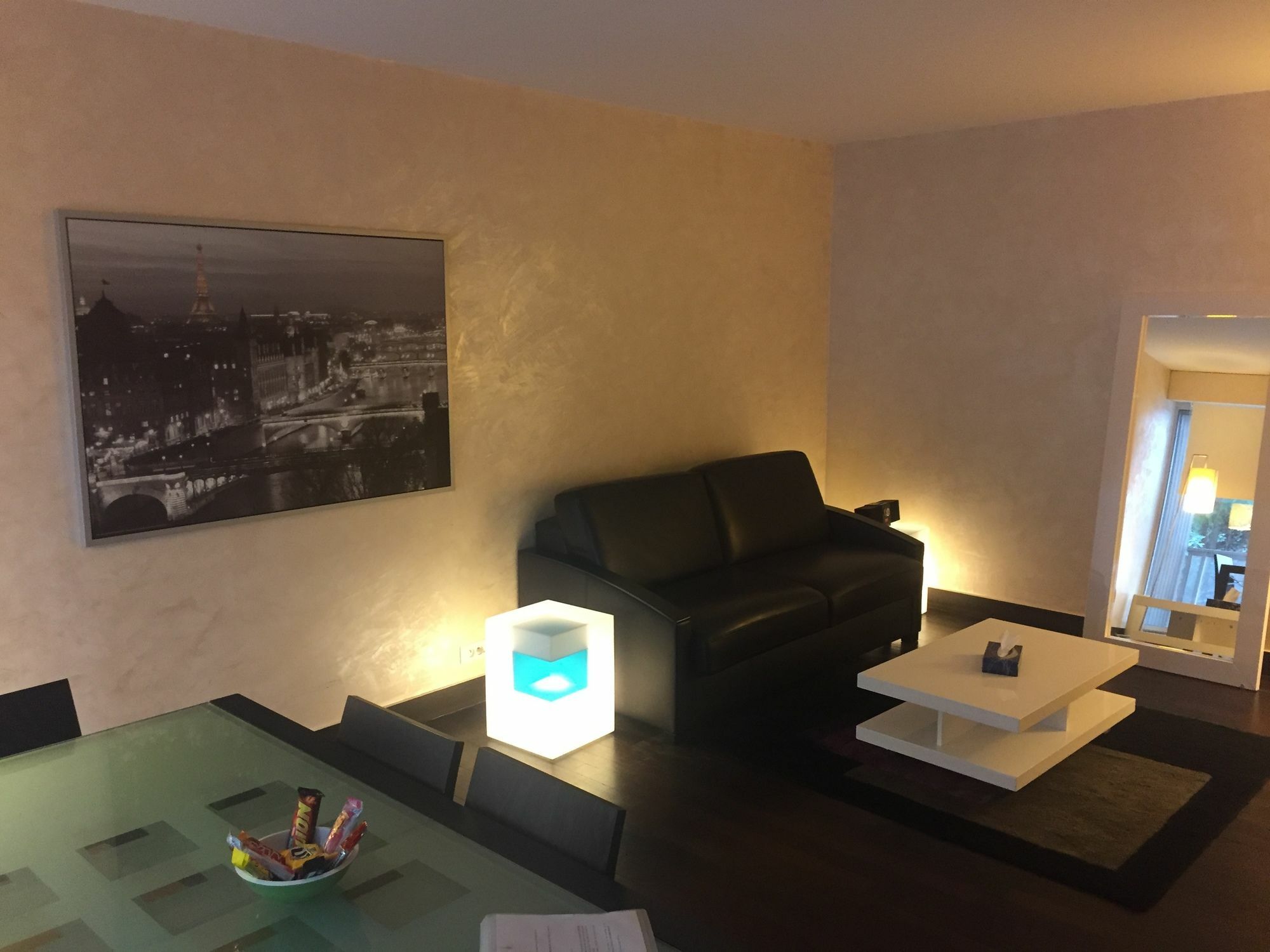 Short Apartment