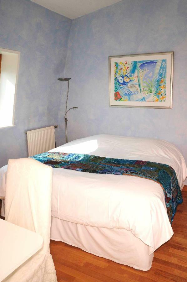 Bed & Breakfast 52 Clichy - D'hotes Paris