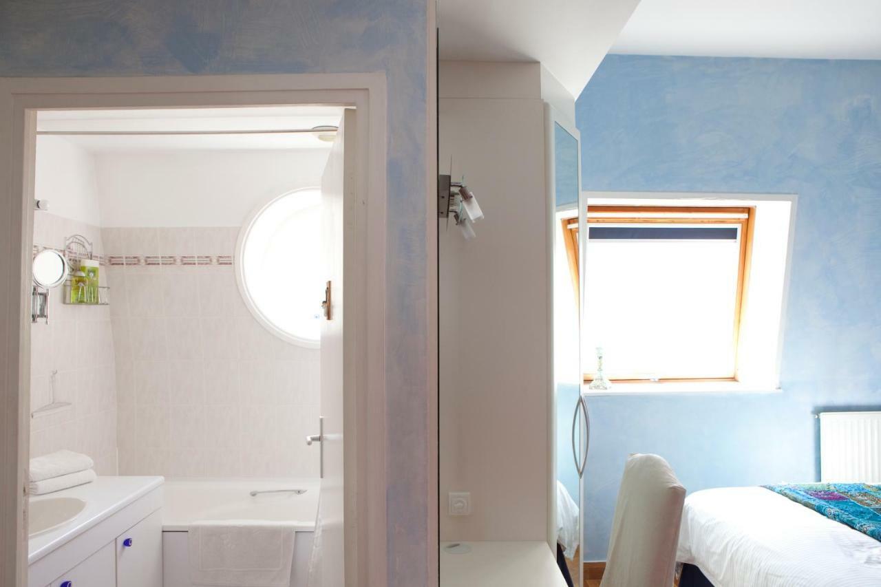 Bed & Breakfast 52 Clichy - D'hotes *
