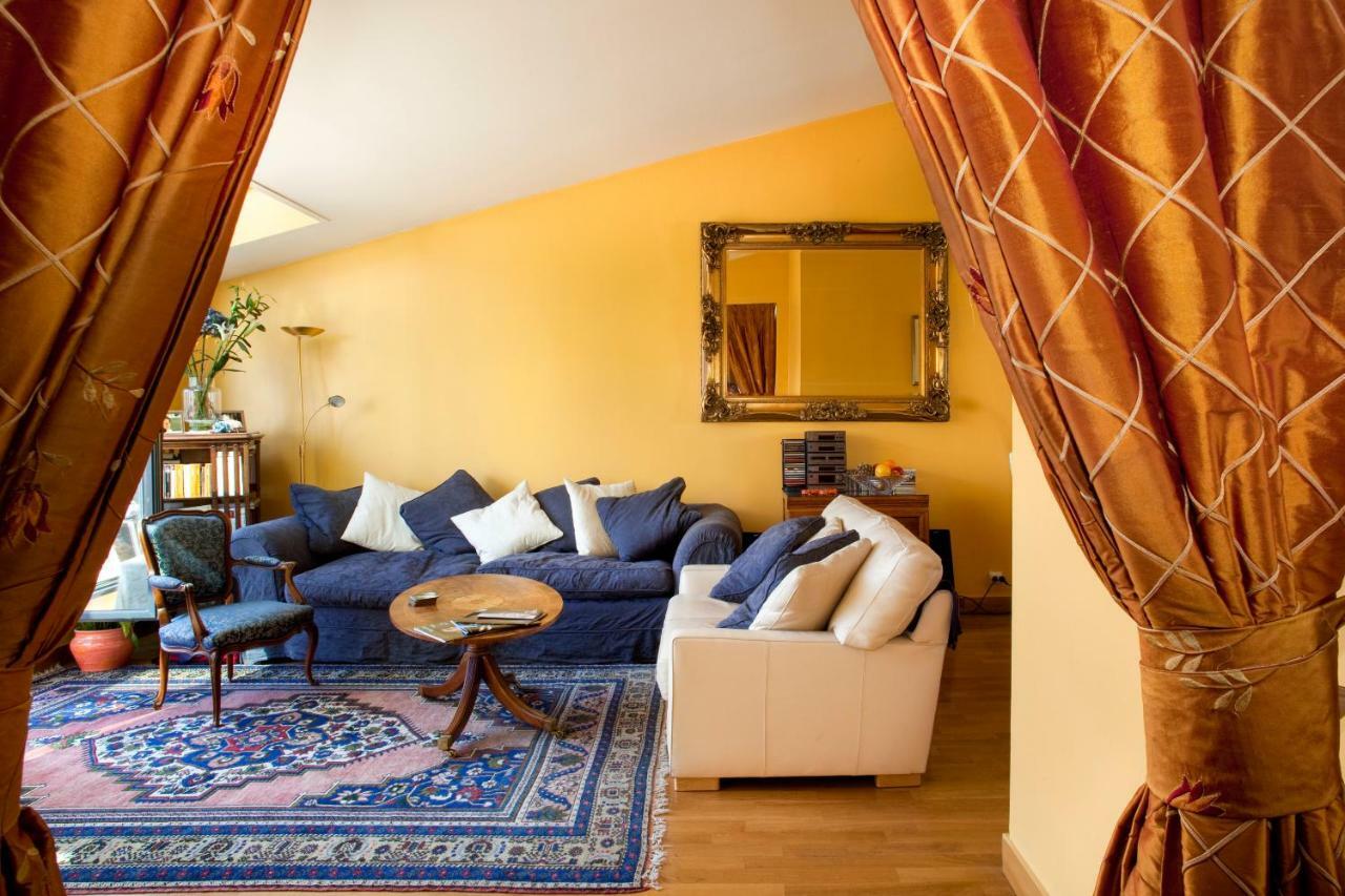 52 Clichy - D'hotes * Paris