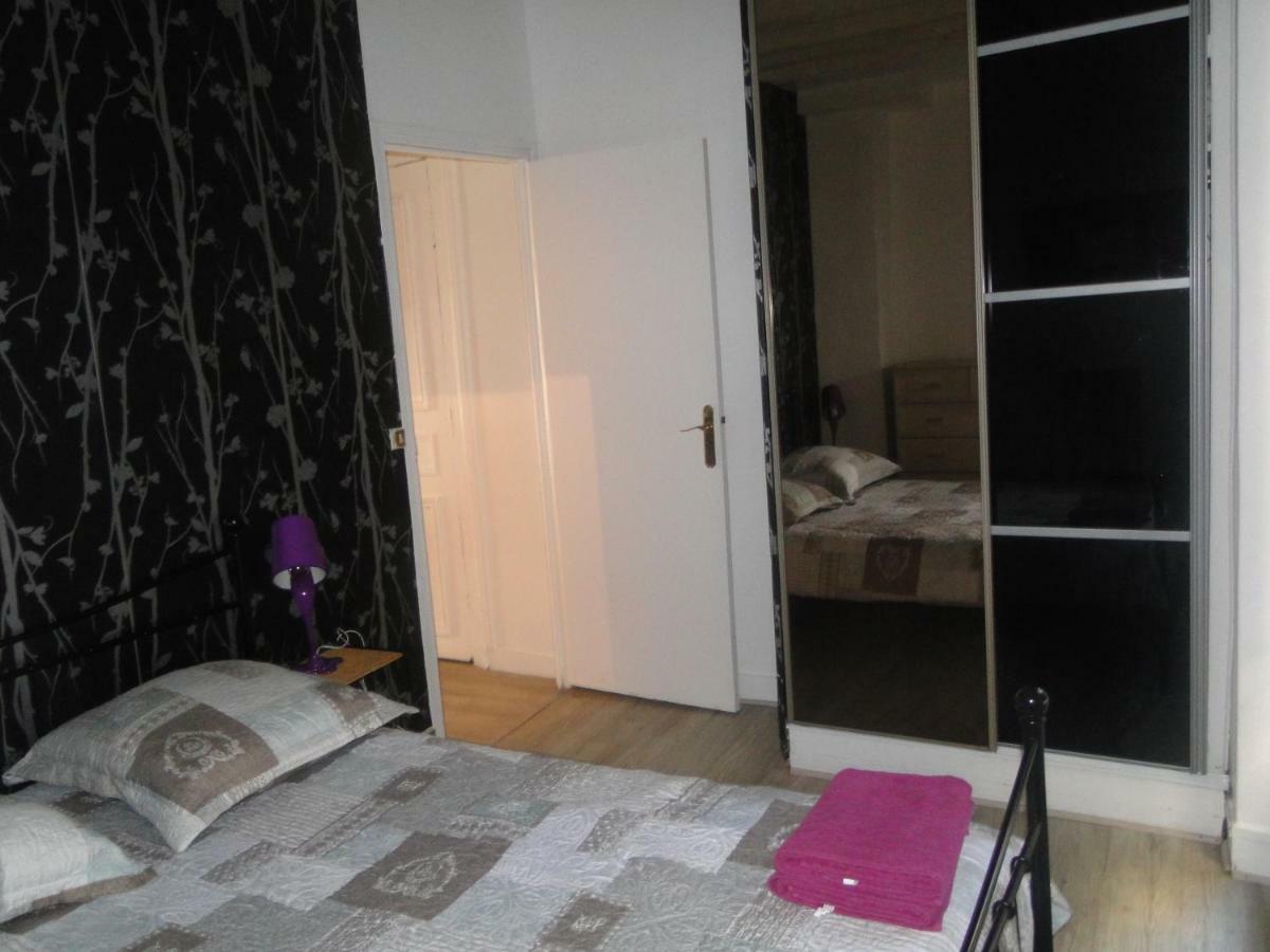 Apartement Entre Notre Dame Et Le Jardin Du Luxembourg Apartment Paris