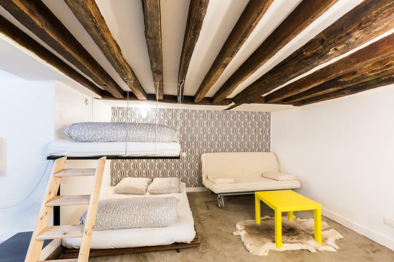 Charming 20m² Near Le Marais Apartment *
