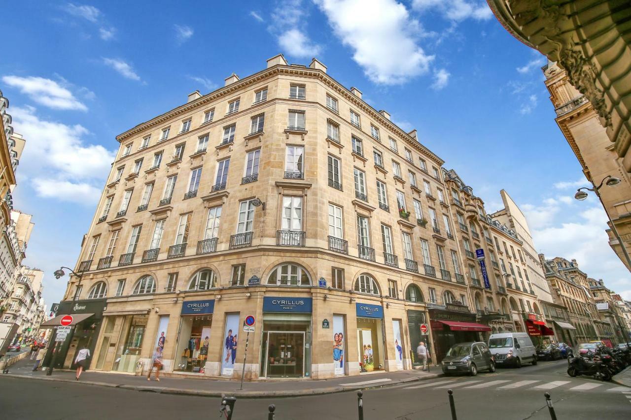 Apartment Luxury Louvre Paris