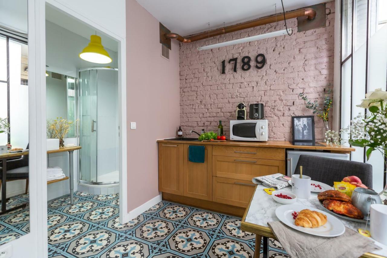 Artisan Lofts Near Marais Apartment