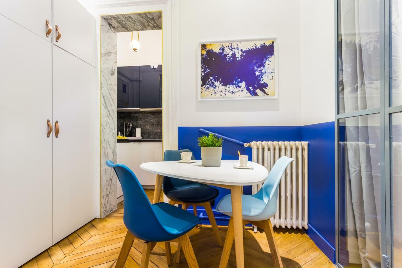 Moderne - 1br-4p - Champs-elysees Paris
