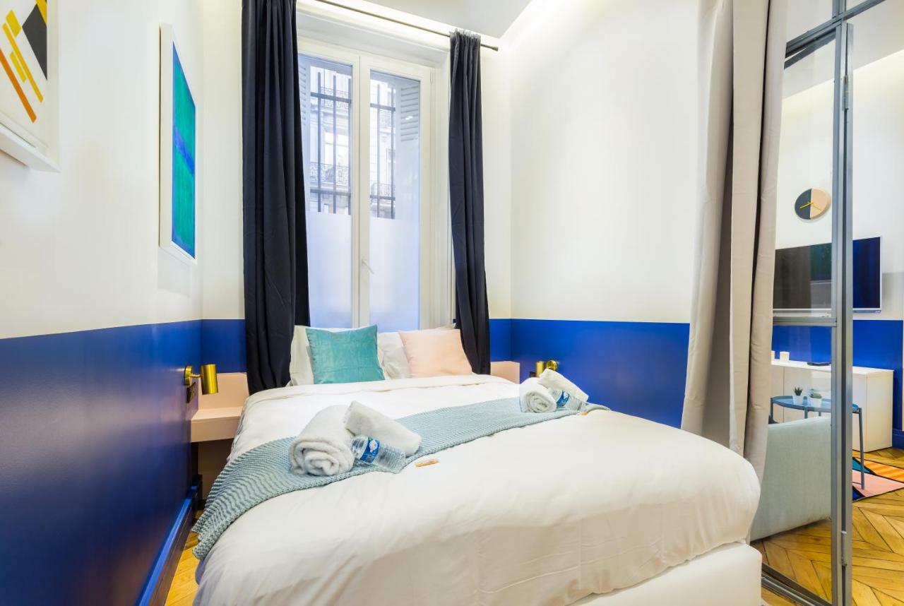 Moderne - 1br-4p - Champs-elysees Paris