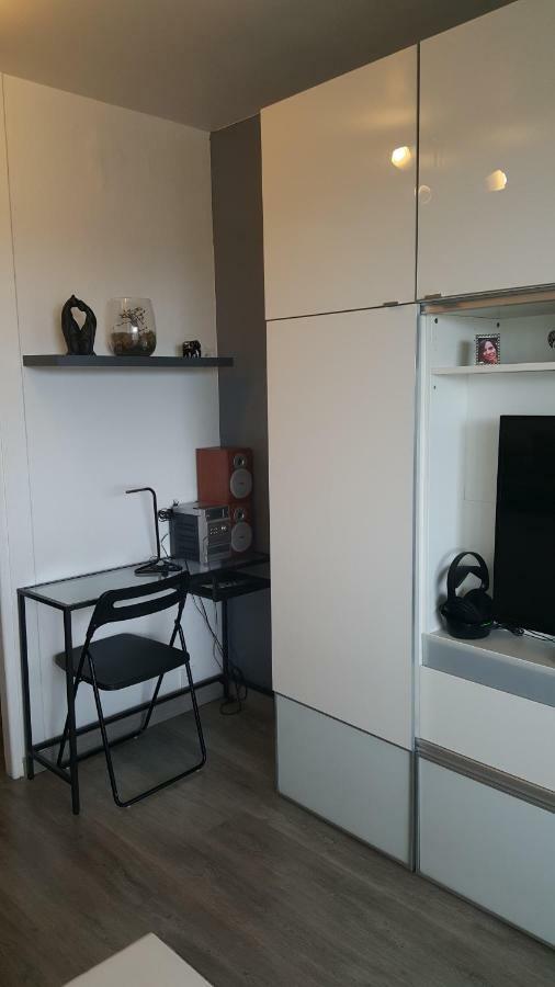 Studio Vue Tour Eiffel Apartment *