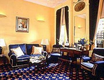 Queen Mary Hotel