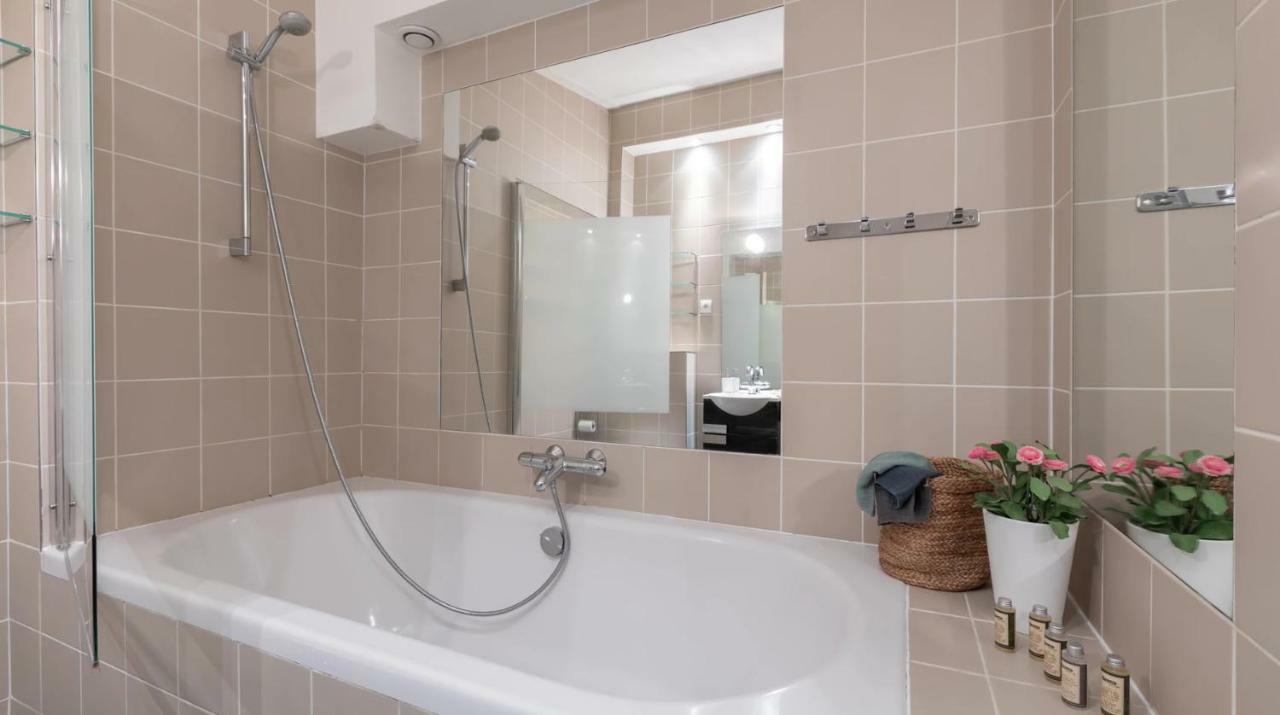 3-bedroom Quai Des Grands Augustins Apartment *