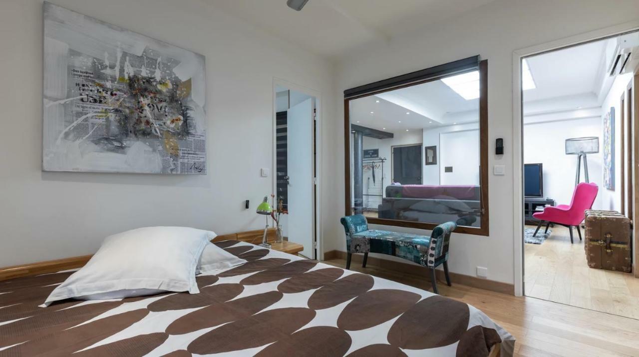 Apartment 3-bedroom Quai Des Grands Augustins Paris